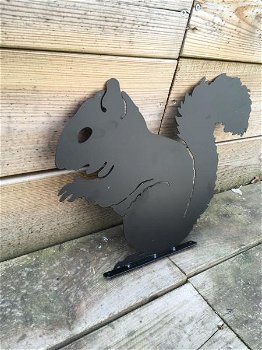 Prachtig silhouette van een eekhoorn, mat zwart metaal - 2