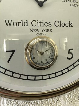 Wereld tijd klok, chromen uitvoering met 4 uurwerken- klok - 3