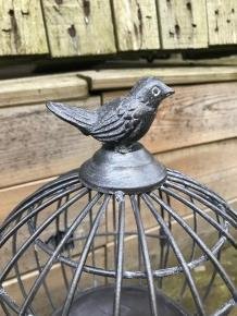 Een kleine decoratieve kooi met daarop een vogel,kooi - Afbeelding 3