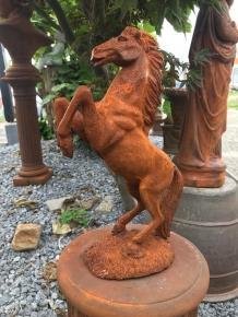Een mooi beeld van steigerend paard, gietijzer-kado-tuin - 7