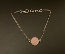 Zilveren armband met roze bedel 