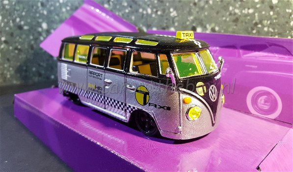 VW T1 Samba Van TAXI 1:24 Maisto - 2