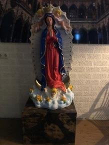 Prachtig fors Maria beeld met engelen polystone vol in kleur - 2