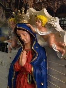 Prachtig fors Maria beeld met engelen polystone vol in kleur - 3