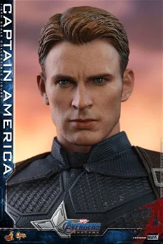 Hot Toys Avengers Endgame Captain America MMS536 - 3