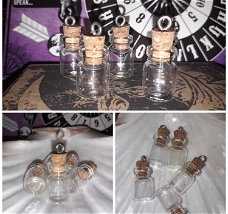 Wicca Ritueel 5 x Kleine Glazen )o( Spell Bottles )o( Met Kurk Nieuwe