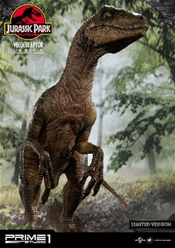 Prime 1 Studio Jurassic Park Velociraptor Closed mouth LMCJP-03LM - 1