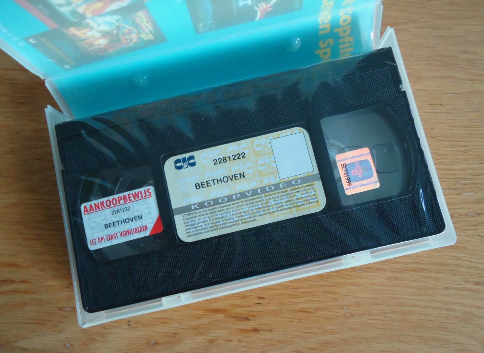 De films Beethoven en Beethoven's 2nd op nieuwe VHS-video. - Afbeelding 5
