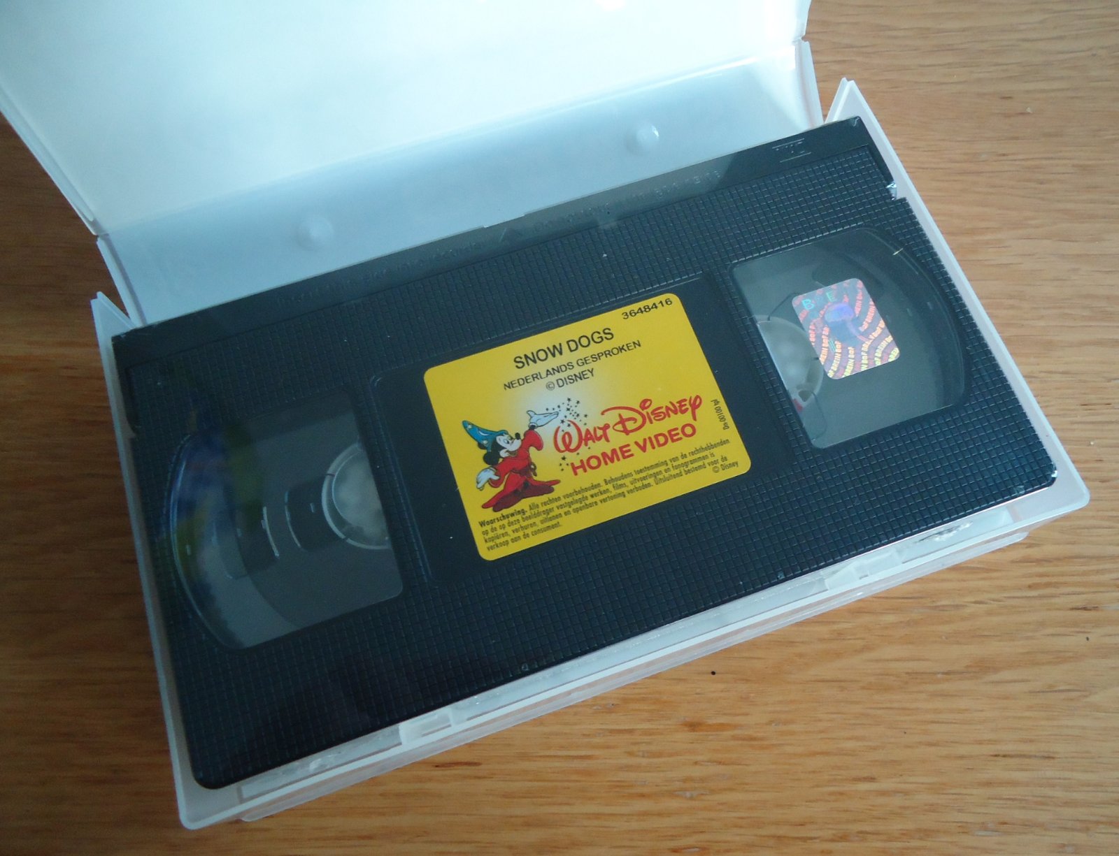 Te koop de Disney-speelfilm Snow Dogs op nieuwe VHS-video. - Afbeelding 3