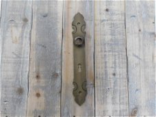 Lange deurplaat  Kotten  ,  gepatineerd messing -deurbeslag