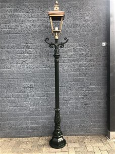 Buitenlamp, lantaarn,aluminium paal, groen vierkante kap 240