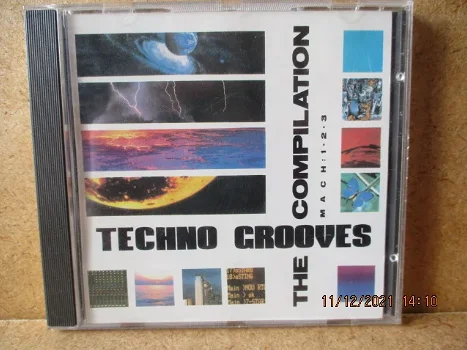 adver374 techno grooves - 0