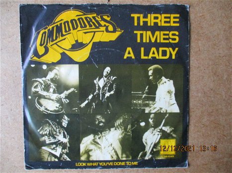 a4117 commodores - three times a lady - 0