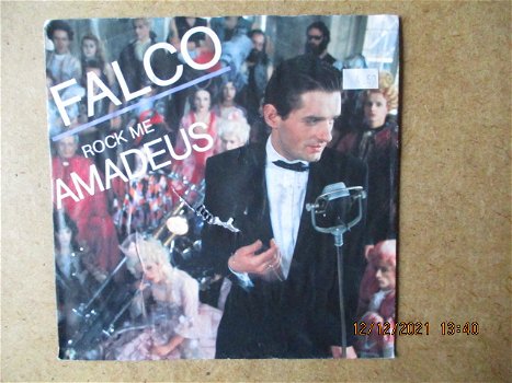 a4217 falco - rock me amadeus - 0