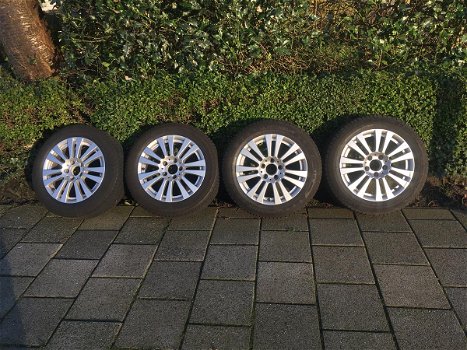 Set (4) prima Michelin winterbanden voor Mercedes C-klasse - 2