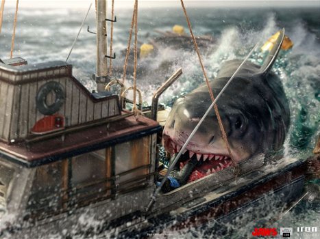 Iron Studios Jaws Attack diorama - 2
