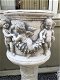 Prachtige zware bloempot-vaas uit vol steen met engelen - 3 - Thumbnail