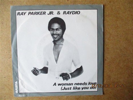 a4476 ray parker jr and raydio - a woman needs love - 0