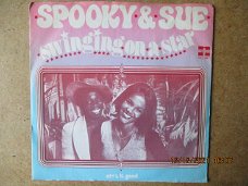 a4554 spooky and sue - swinging on a star