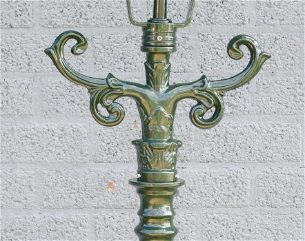 Klassieke lantaarn Barcelona , buitenlamp ,alu groen, 275cm - 2