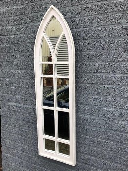 Grote tuin- kerk raam spiegel, houten frame white - 1