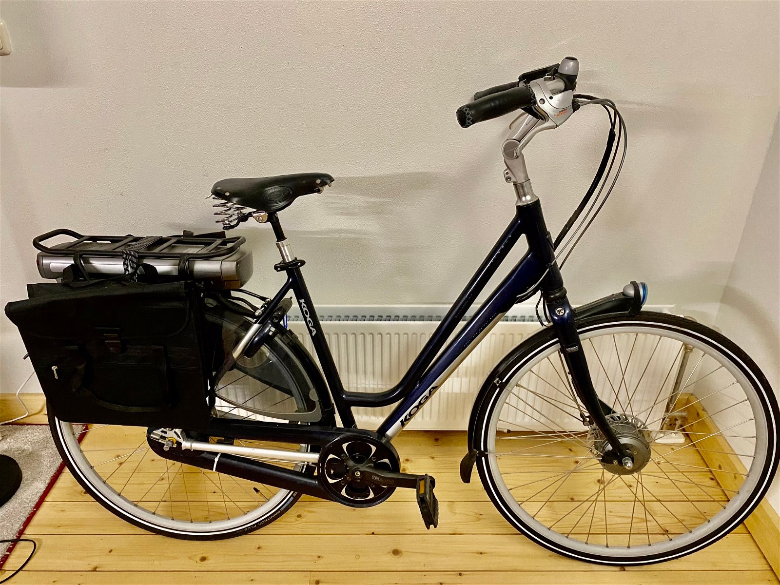 Partij Elektrische Fietsen Riese Müller Koga Giant Beixo plus Santos - Afbeelding 7