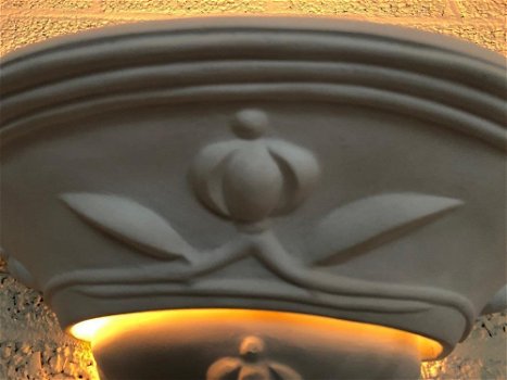 Mooie strakke wandlamp in terracotta steen, art nouveau - 1