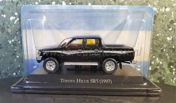 Toyota Hilux SR5 zwart 1:43 Atlas - 0