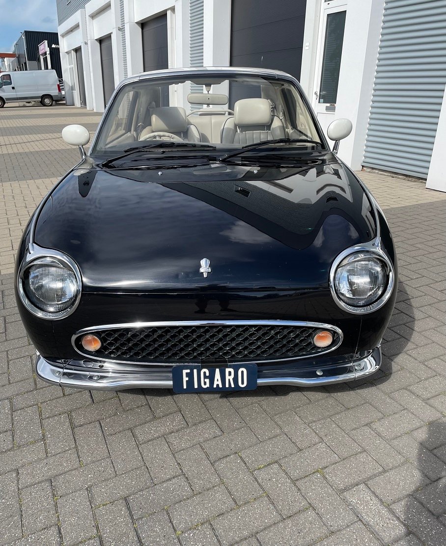 Hele leuke Nissan Figaro in zwart Metallic - nr. 1