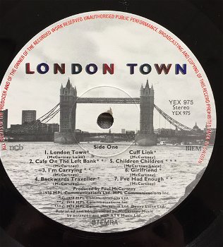 LP - Wings - London Town - made in Sweden - 1