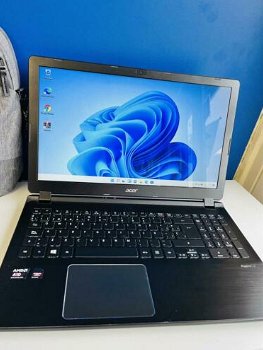 Acer Laptop AMD- A10 256GB SSD Gratis Laptoptas - 1