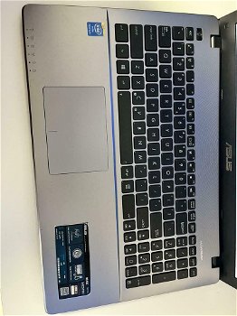 LAPTOP ASUS AMD A6-7 128GB SSD 8GB Geheugen Gratis Laptoptas - 0