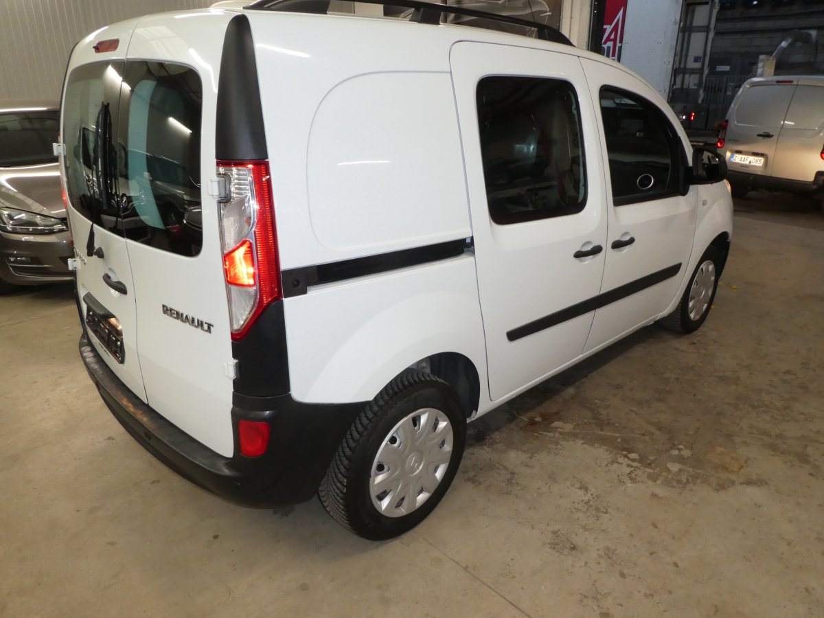 Renault Kangoo Navi/Airco Euro5 84654Km - Afbeelding 2
