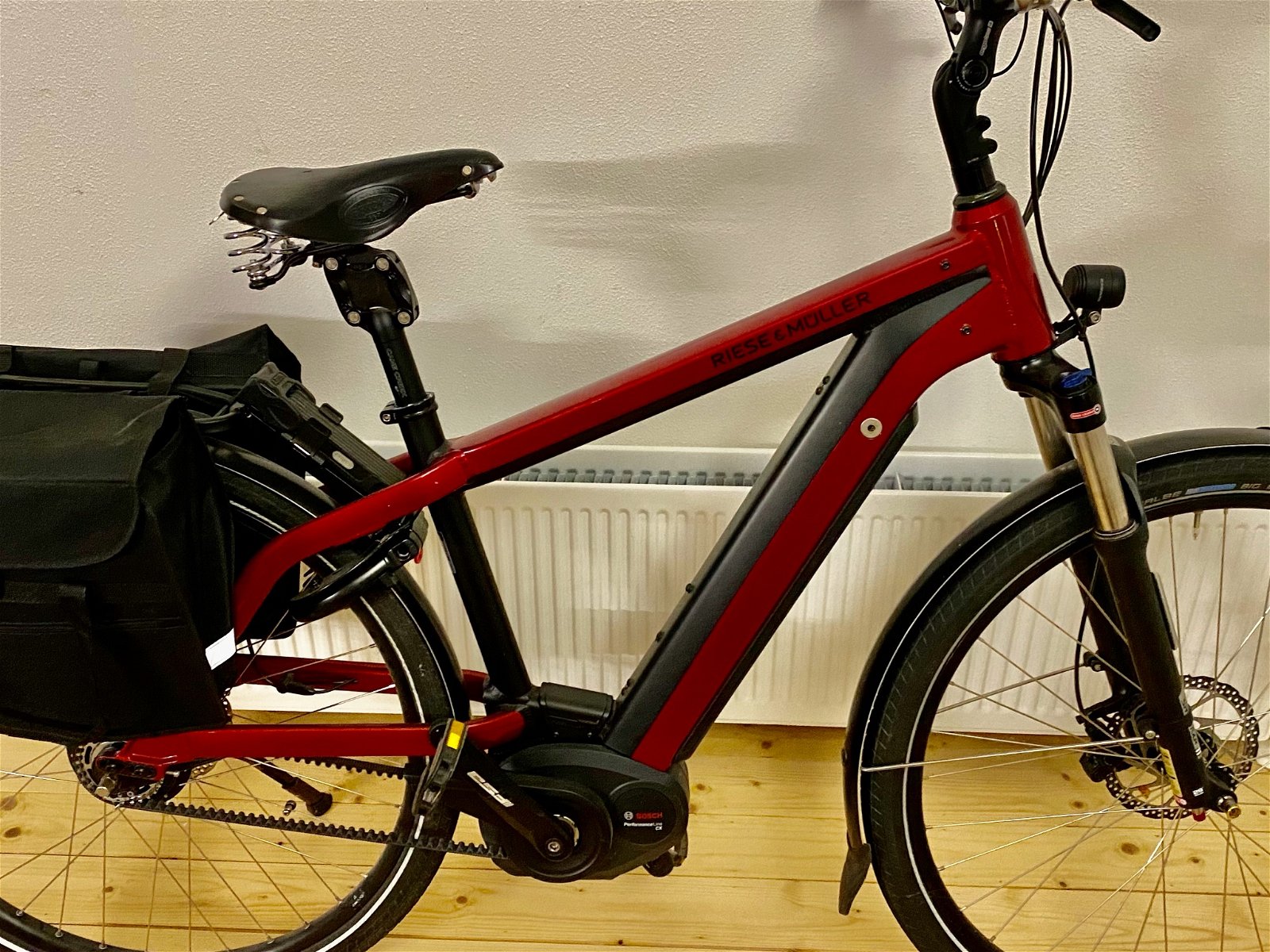 Partij Elektrische Fietsen Riese Müller Giant Koga Santos plus Beixo - nr. 1