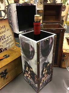 1 houten kist voor een fles wijn,hout met canvas wijn