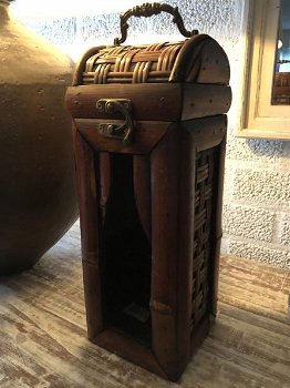 koloniaal houten kist ,fles wijn, bamboeafwerking , kado - 6