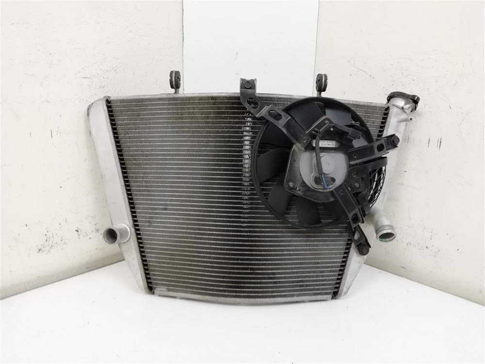 Radiateur koeler Suzuki GSX-R GSXR 1000 GSX-R1000 K7 K8 - nr. 1