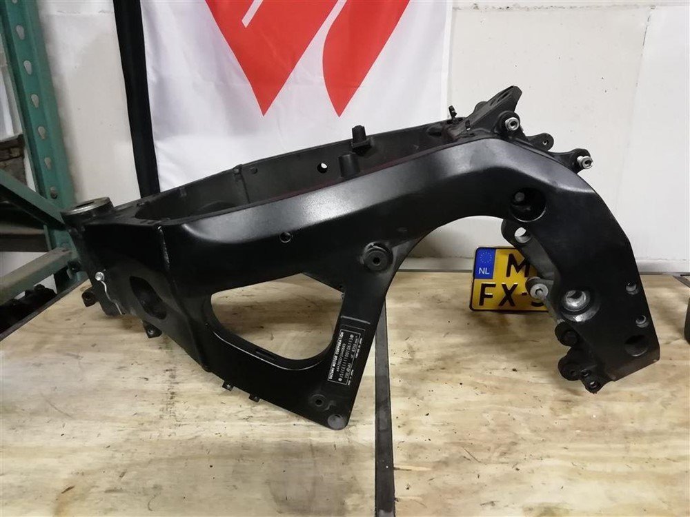 Frame incl kenteken GSXR GSX-R 600 GSX-R600 GSXR600 K6 K7 - nr. 1