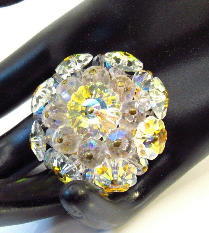 Prachtige vintage broche met aurorastenen - nr. 1
