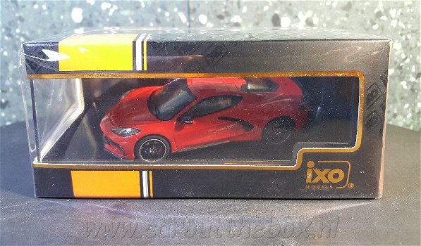 Corvette C8 2020 rood 1/43 Ixo V572 - 3