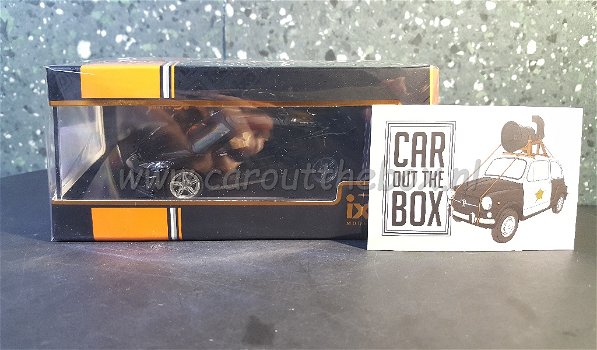 Corvette C8 2020 zwart 1/43 Ixo V573 - 4