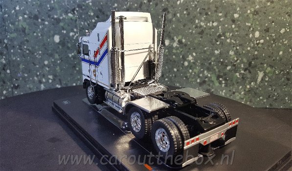 Kenworth K100 Aerodyne wit 1/43 Ixo V582 - 2