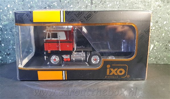 Peterbilt 352 Pacemaker 1979 rood 1/43 Ixo V583 - 3