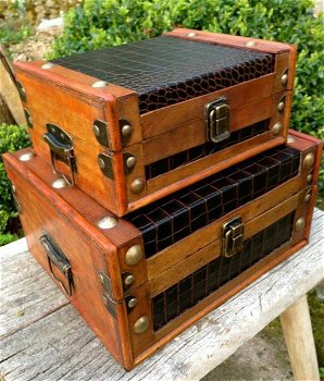 1 houten kist, collectebus, hout en leer, prachtig - 1