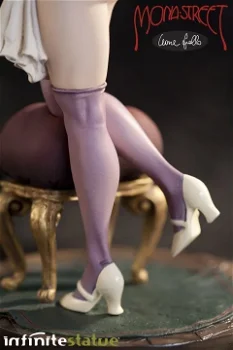 Infinite Mona Street statue Leone Frollo - 5