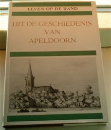 Uit de geschiedenis van Apeldoorn.Alberts.ISBN 9023302400.