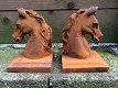 Boekensteunenset gietijzeren paardenhoofden - 2 - Thumbnail