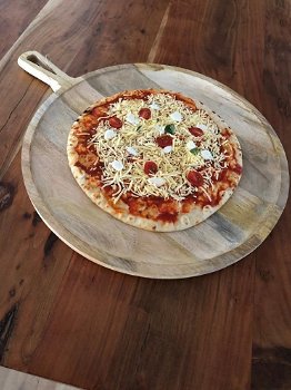 dienblad-pizza met handvat, rustiek dienblad gemaakt - 1