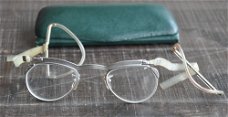 Nederlandse militaire defensie dienst bril met brillenkoker