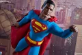 Sideshow Superman sixth scale figure 100088 - 3 - Thumbnail